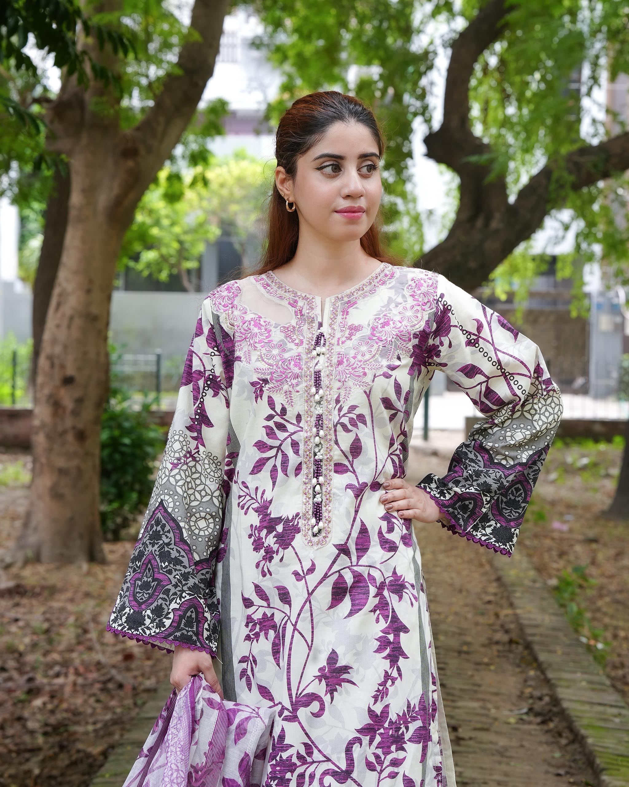Veloria by Attirepret – A Statement of Timeless Elegance