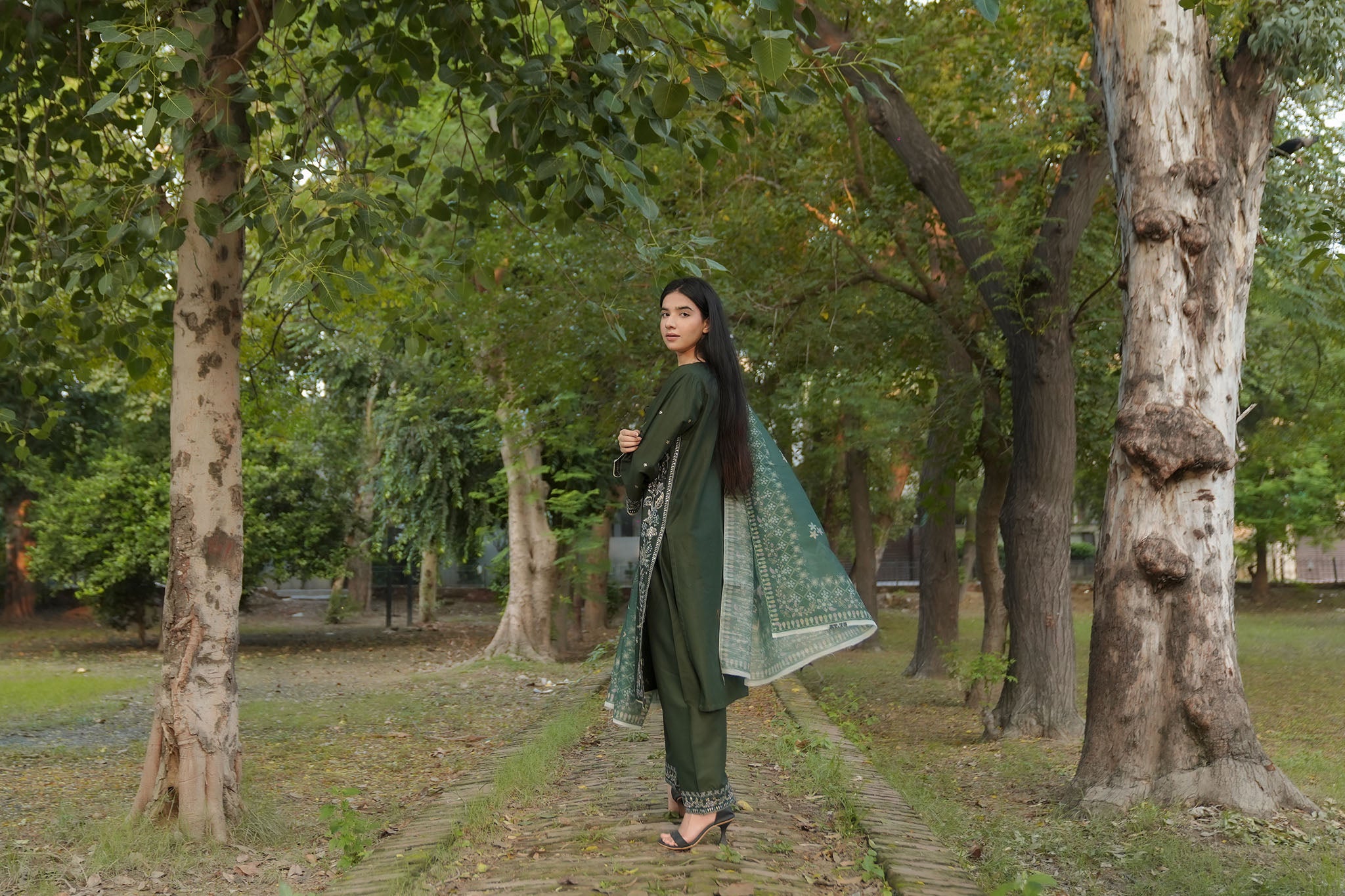 Attirepret – Deep Green Cotton 3-Piece Embroidered Suit