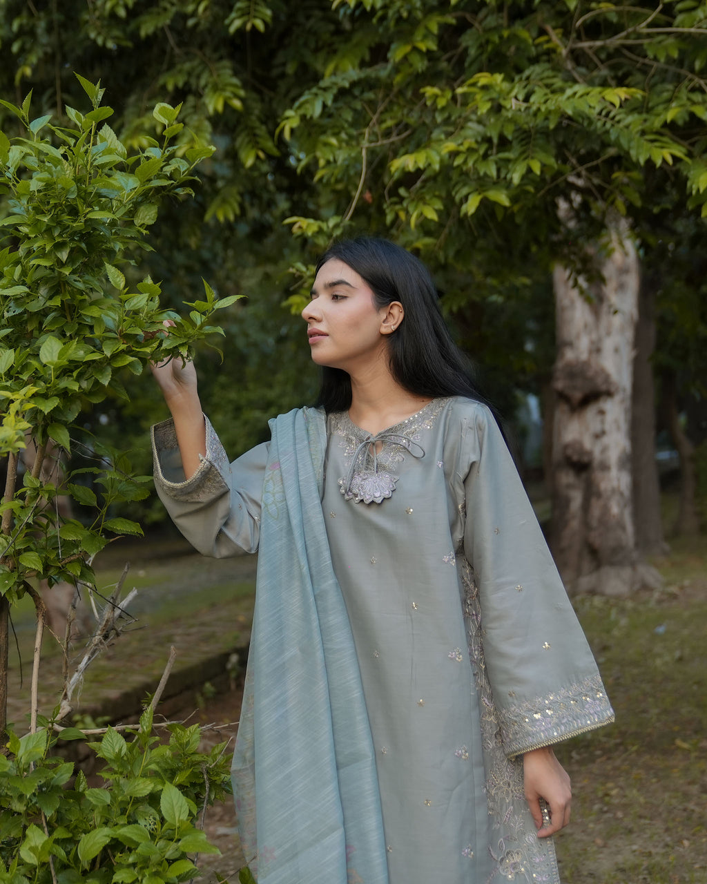 Attirepret – Gray Cotton 3-Piece Embroidered Suit