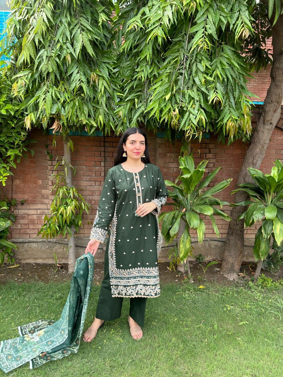 Attirepret Emerald Green Viscose Embroidered 3-Piece Cotton Suit