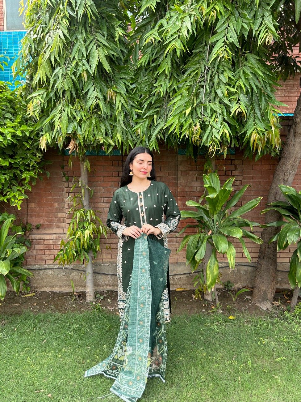 Attirepret Emerald Green Viscose Embroidered 3-Piece Cotton Suit