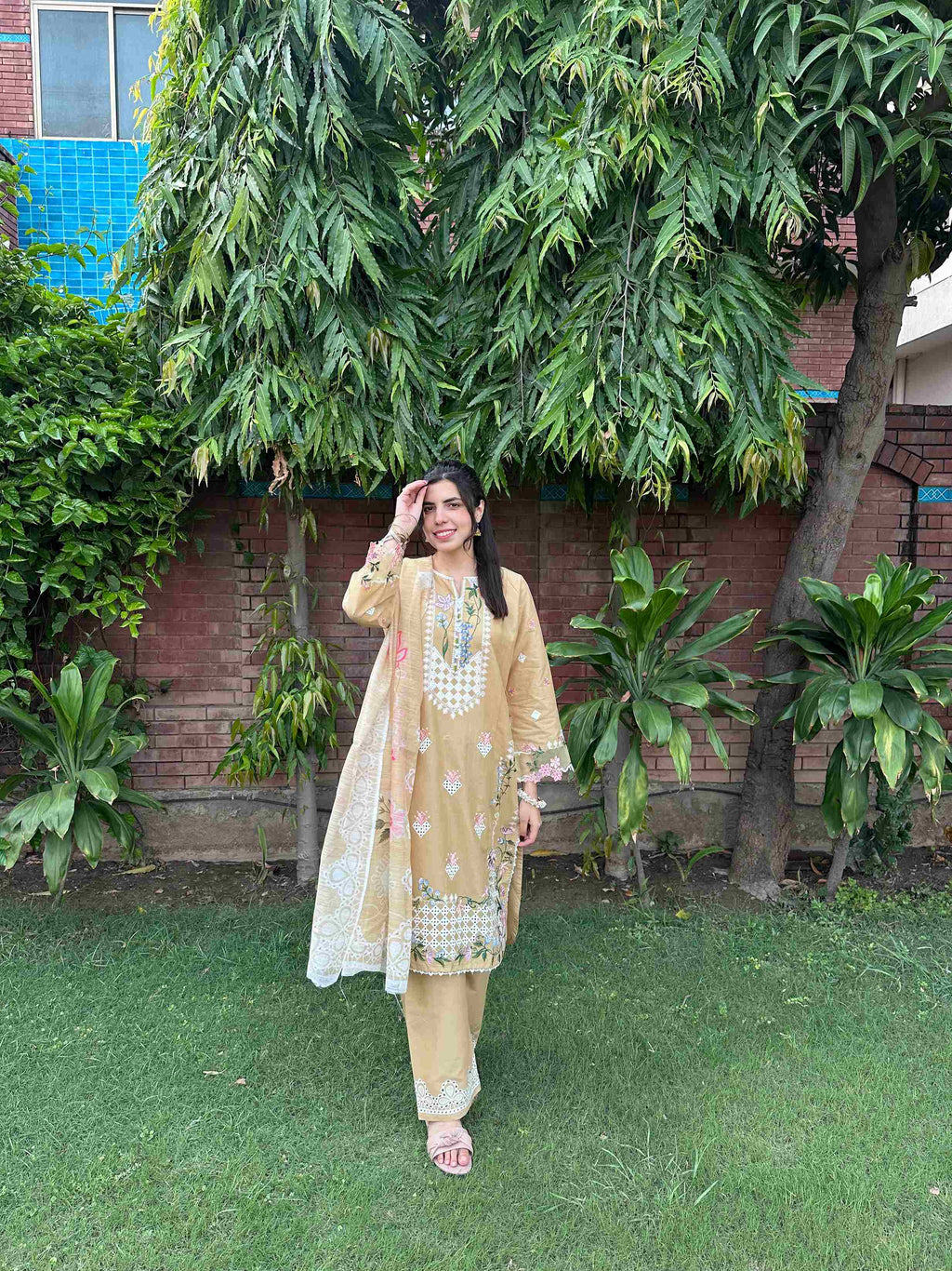 Attirepret - Exquisite Embroidered Cotton 3-Piece Suit